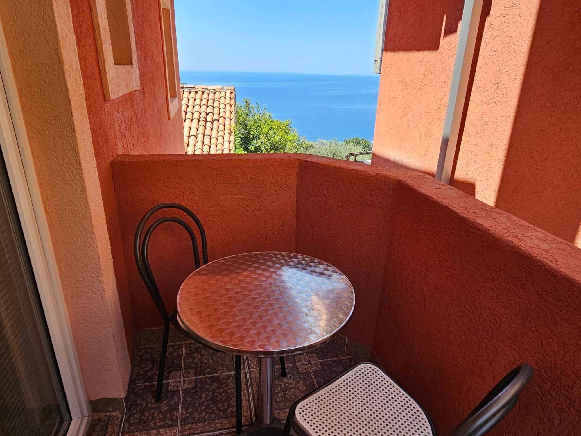 Apartments Drobni Pijesak Petrovac na moru Zimmer foto